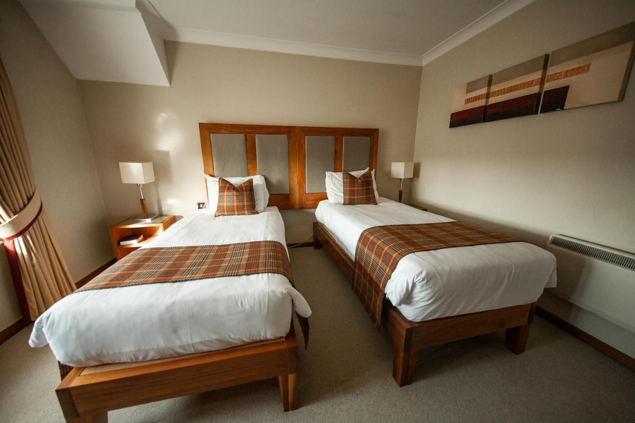 Berwick Manor Hotel Rainham  Esterno foto